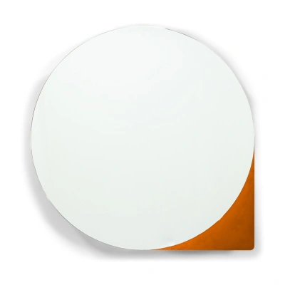 Kovová závěsná koupelnová skříňka v cihlové barvě se zrcadlem 35x35 cm Sonnet – Spinder Design